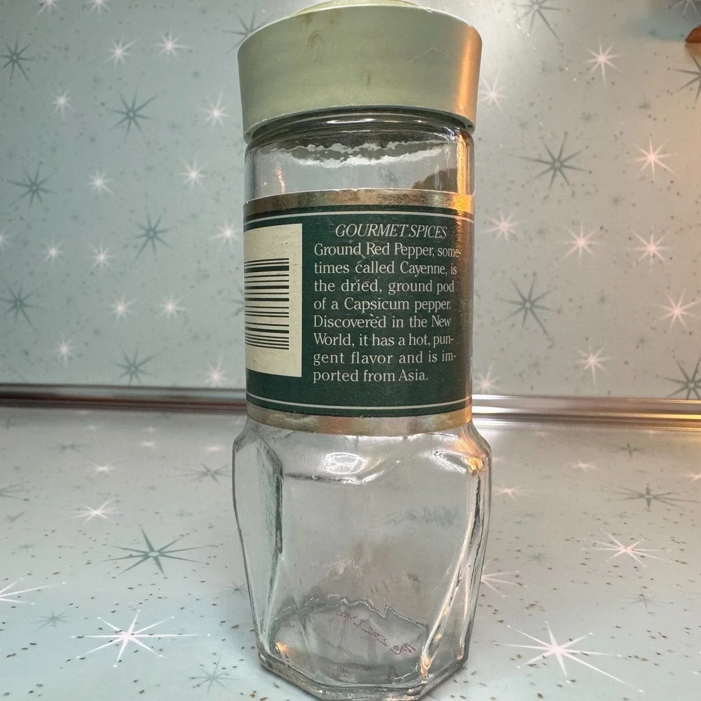 Vintage McCormick Cayenne Red Pepper Jar Green Lid and Label Glass Spice Bottle